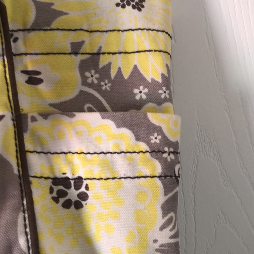 thirty one large spring Floral Yellow and Brown Tote Bag - Picture 4 of 11